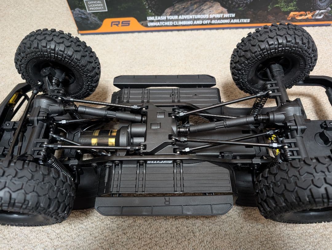 ホビーラジコン FMS 1:10 FCX10 TOYOTA LC80 LAND CRUISER