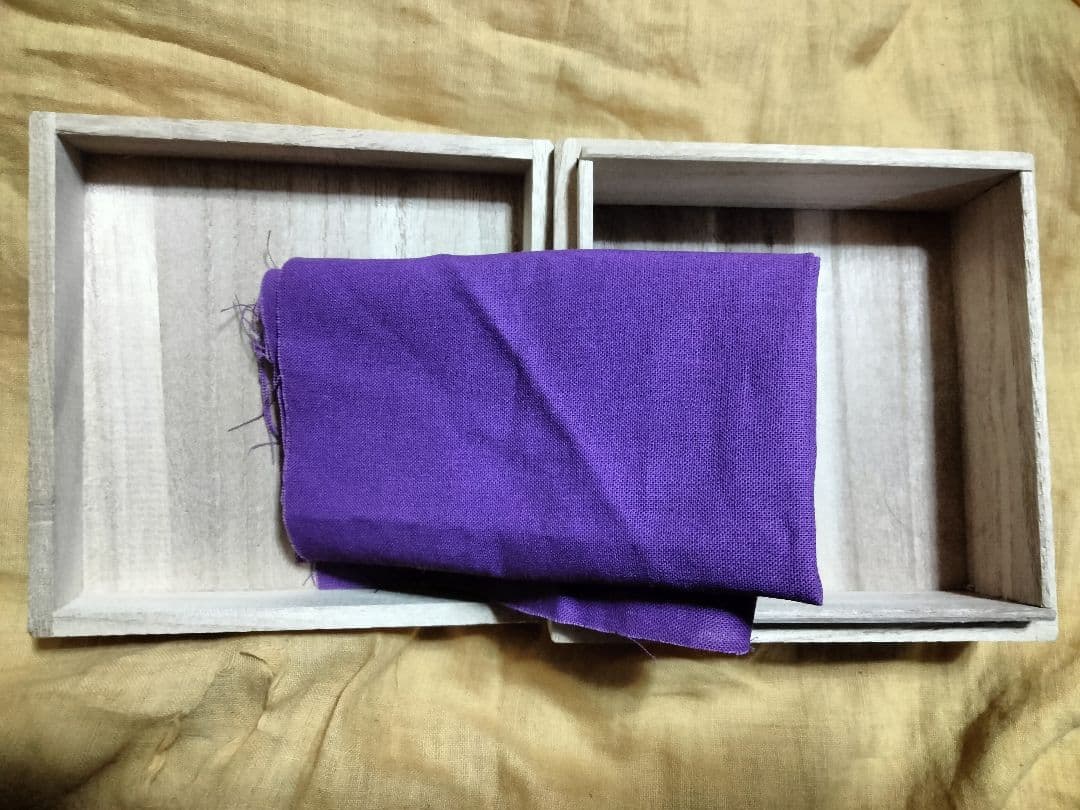 ♦最終価格♦　鉄鍔　鐔　(武州住正恒　変わり形鍔)　江戸時代　合わせ箱付き