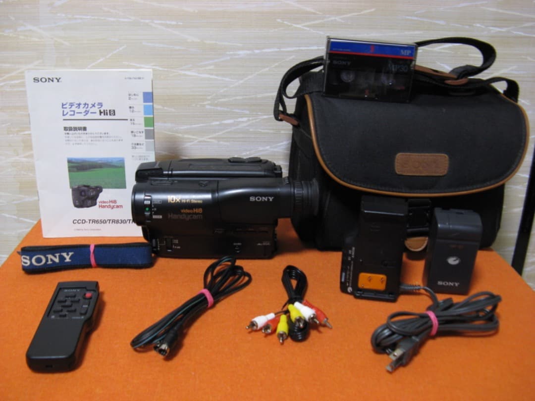 動作OK❗️☆SONYのHi8/8ミリビデオカメラ/CCD-TR650