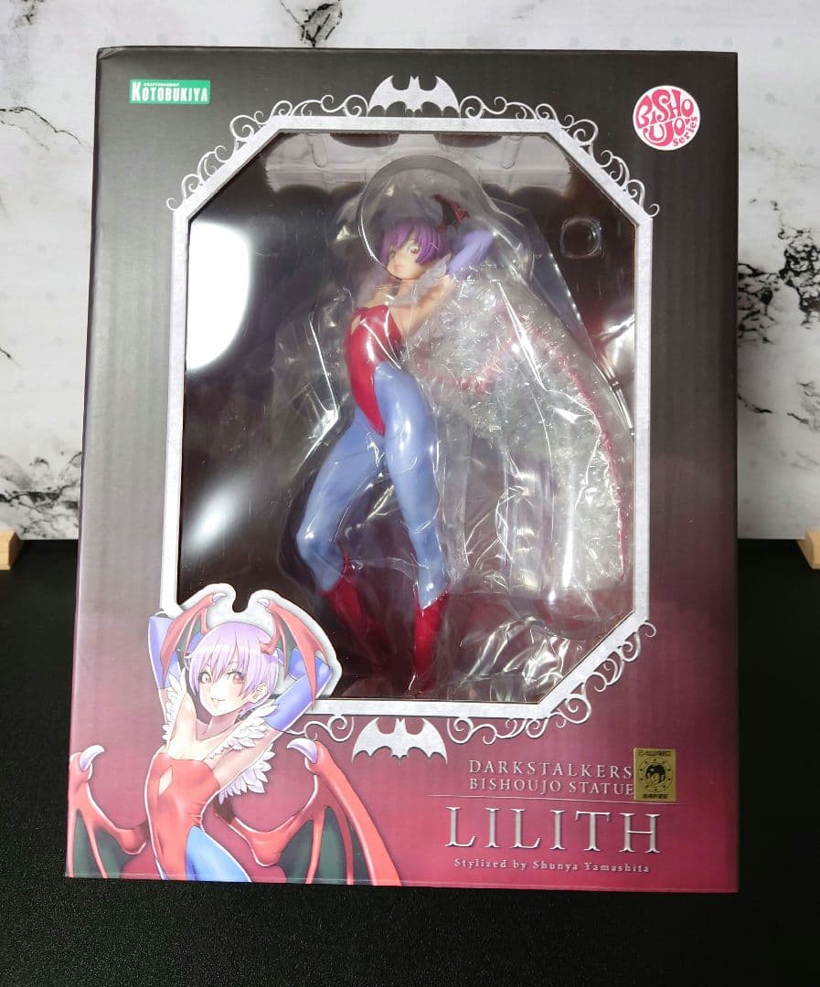 ヴァンパイア　リリス　美少女フィギュア　コトブキヤ　KOTOBUKIYA