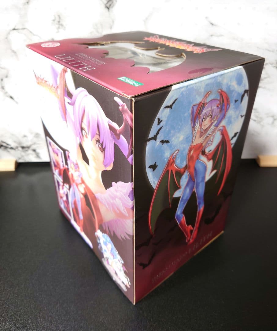 ヴァンパイア　リリス　美少女フィギュア　コトブキヤ　KOTOBUKIYA