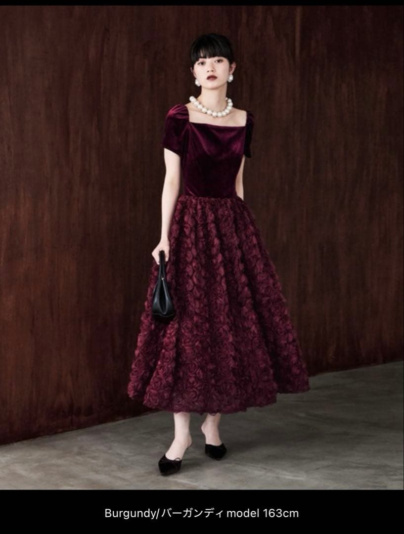 ベロアロゼットフレアドレス　etoll. バーガンディ