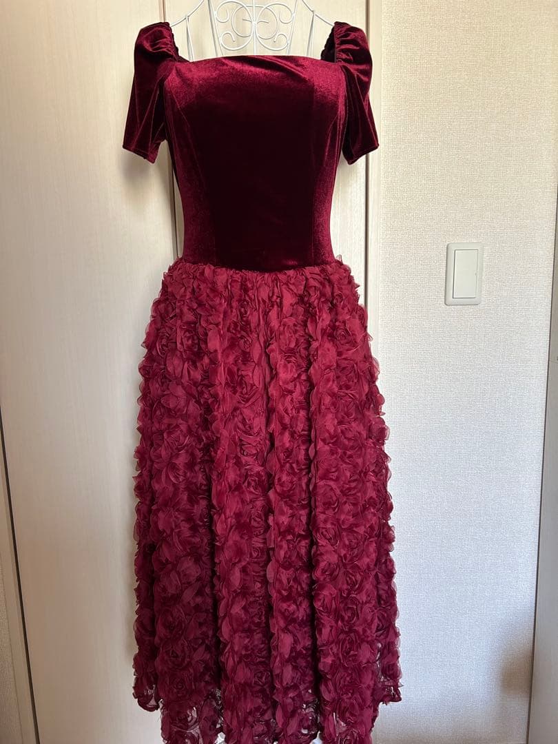 ベロアロゼットフレアドレス　etoll. バーガンディ