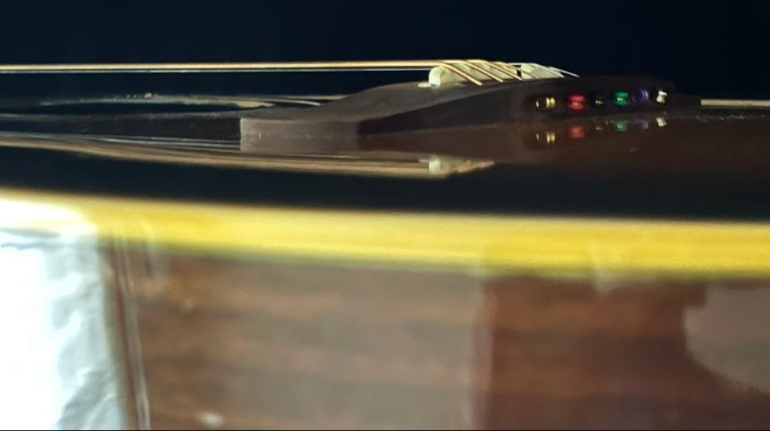 TAKAMINE DSP015TBS エレアコ ボディにでかい傷 長渕剛モデル？