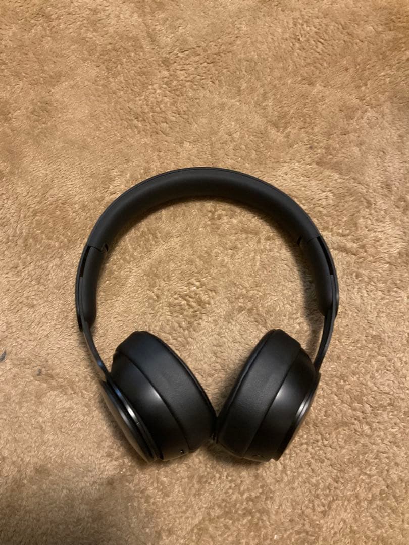 Beats Solo Proブラック 本体とケースのみ