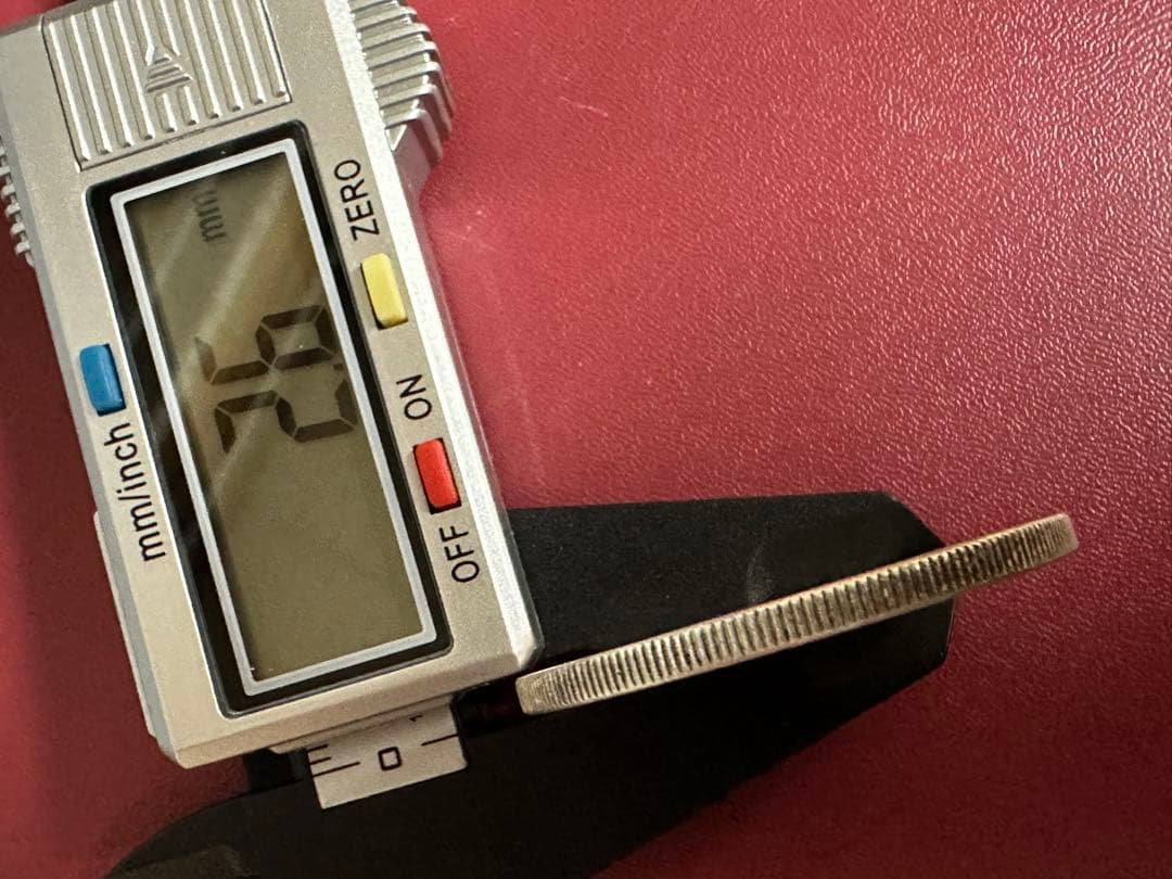 【本物保証】　レア　極美品　丸銀右打　一圓銀貨　明治28年銘