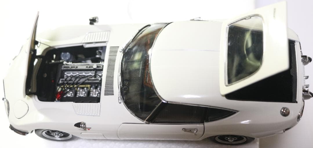 貴重 　エブロ　トヨタ２０００ＧＴ　1/24　中古品