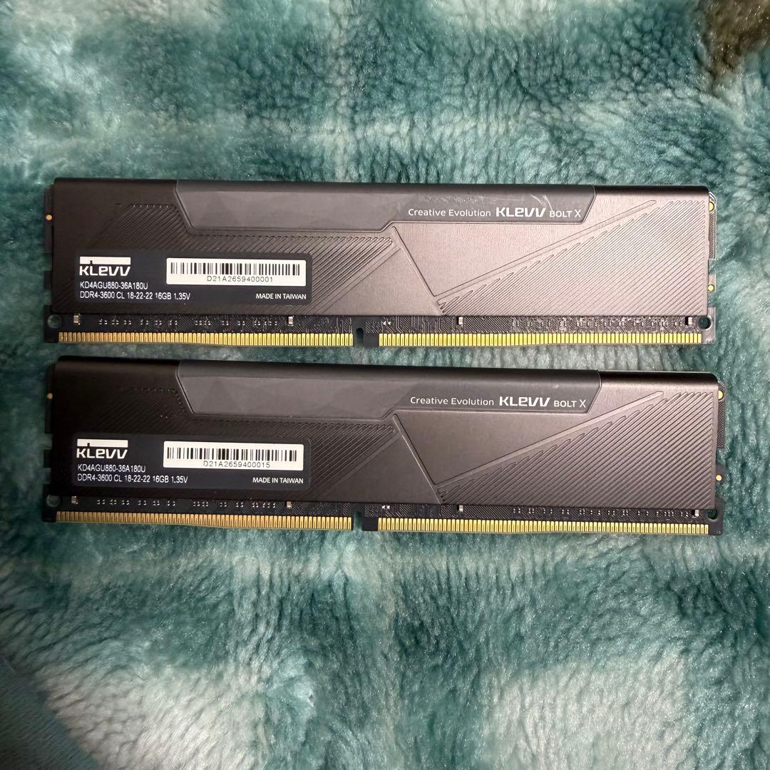 KLEVV BOLT X DDR4 メモリ 16GB ×2枚（計32GB）
