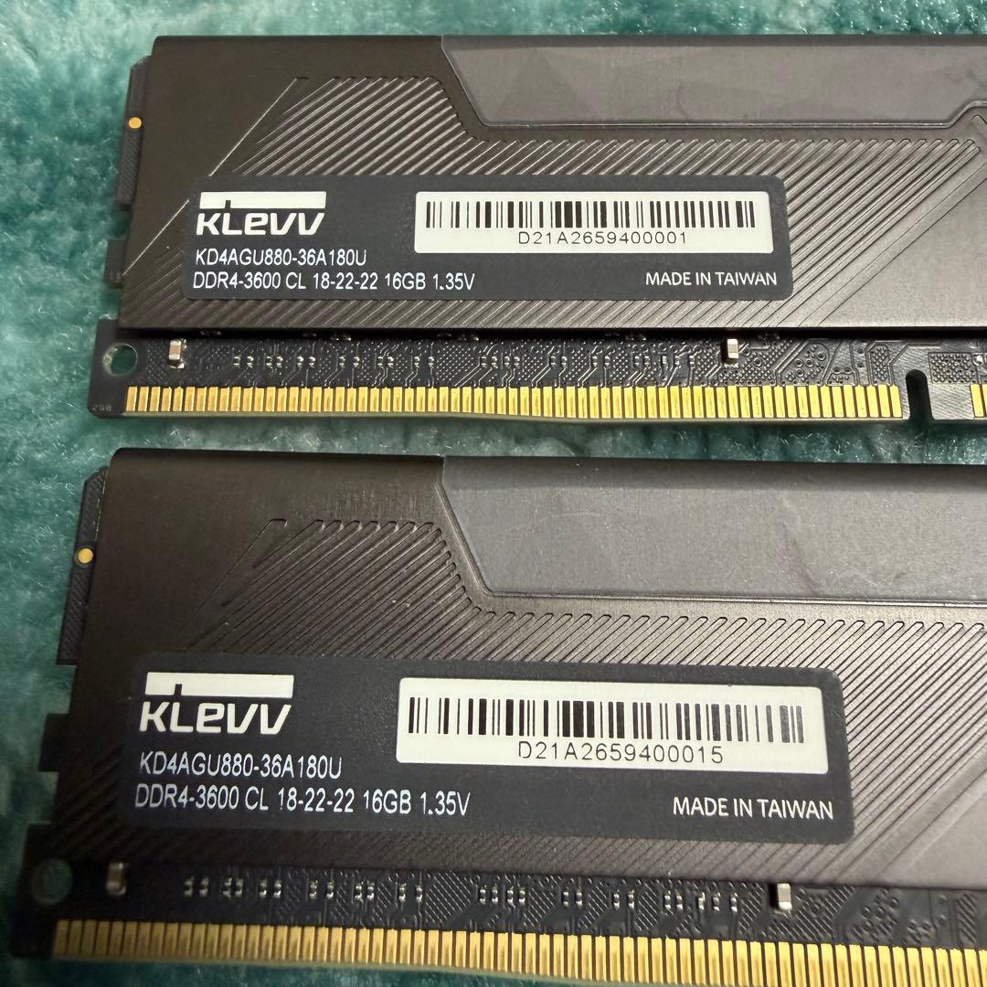 KLEVV BOLT X DDR4 メモリ 16GB ×2枚（計32GB）