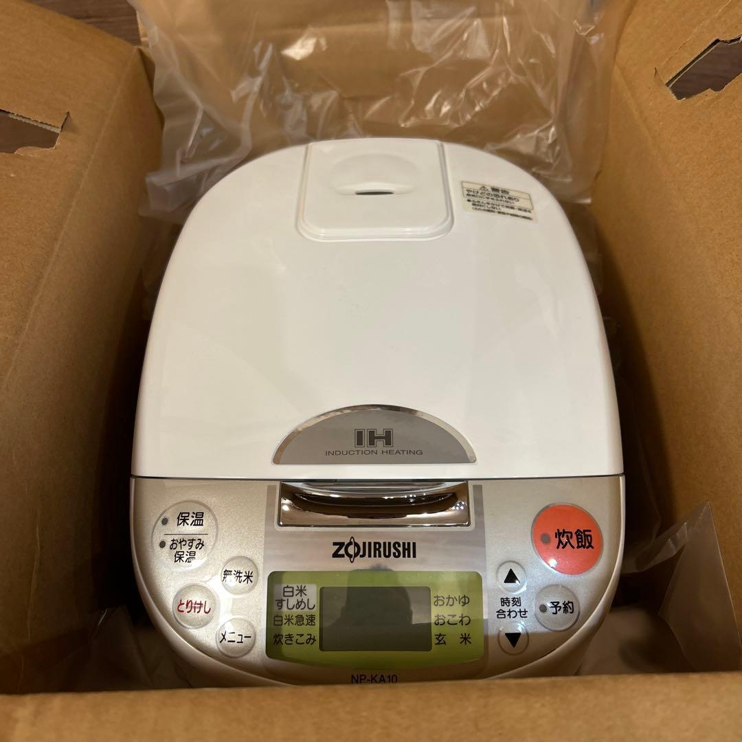 【未使用】ZOJIRUSHI IH炊飯ジャー 極め炊き NP-KA10-WB