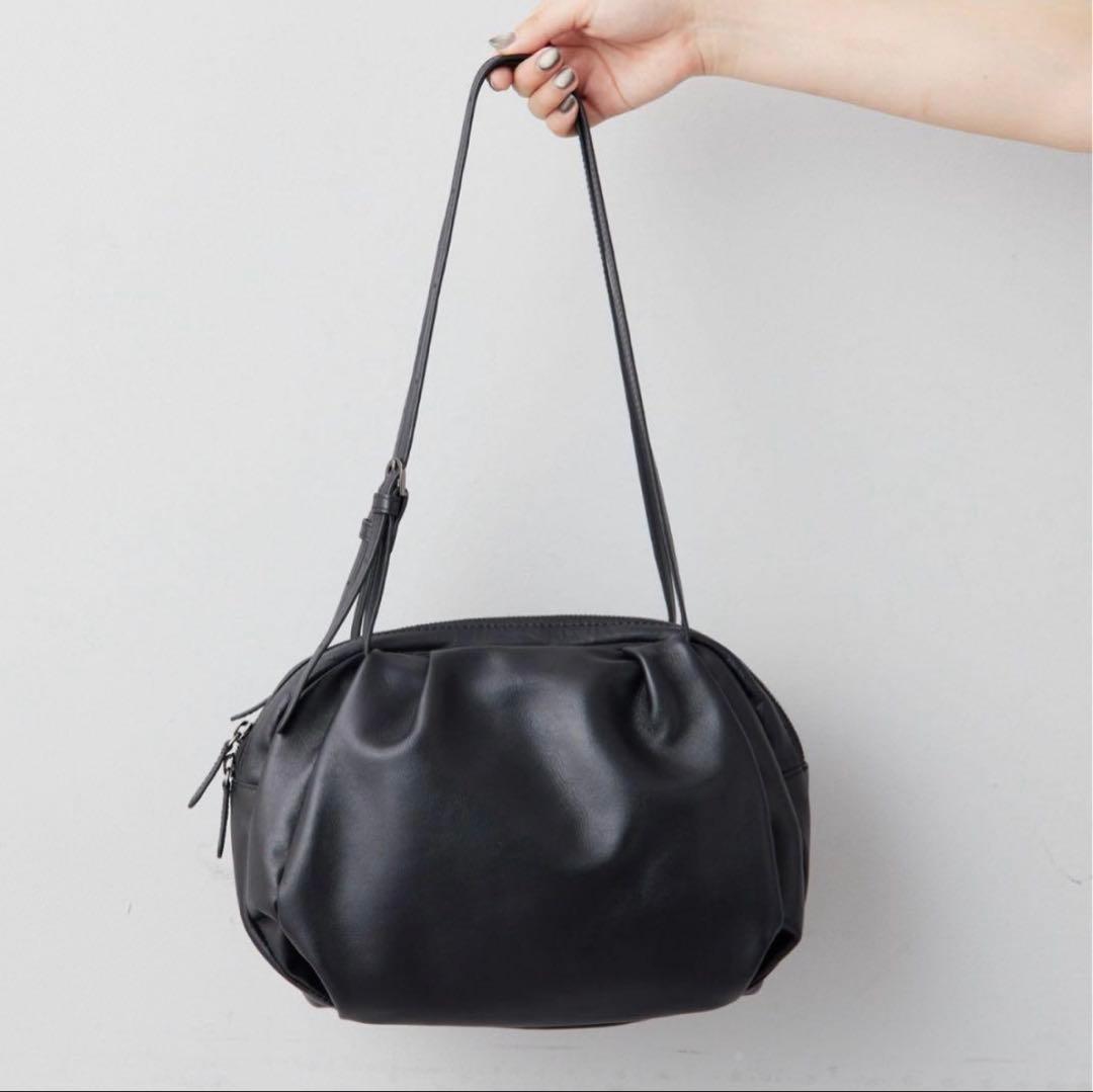 イア パピヨネ コロンボストンバッグ