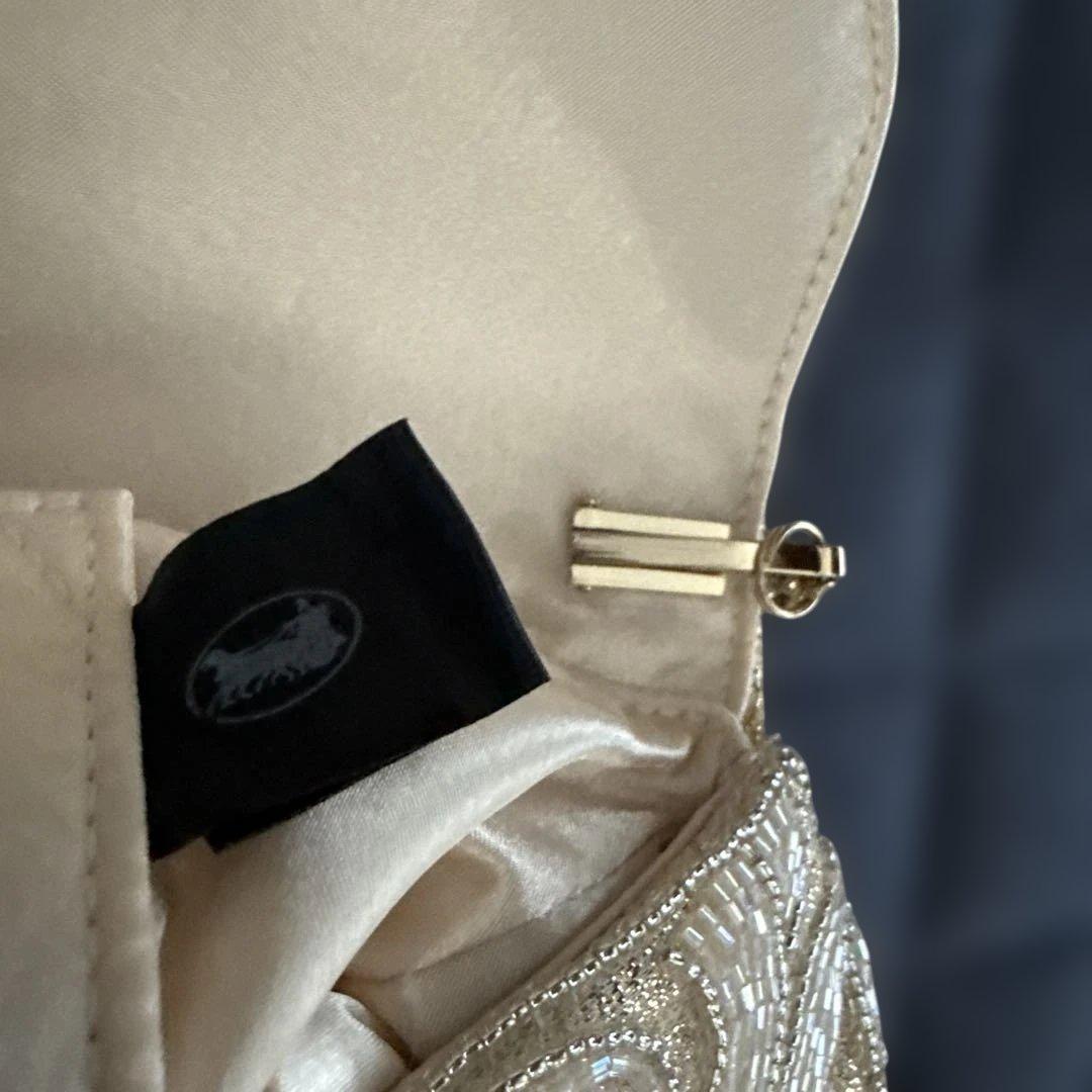 ビーズ刺繍 アイボリー クラッチバッグ