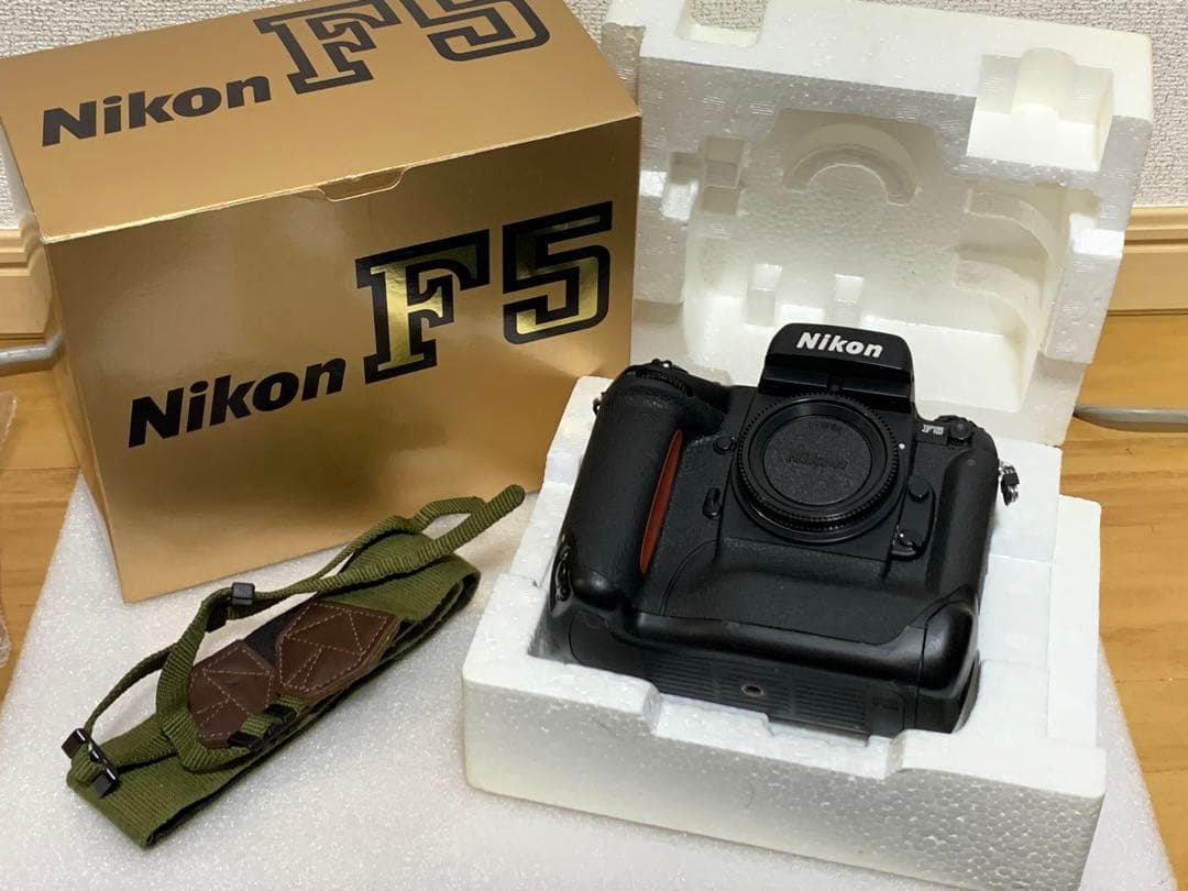 フィルムカメラ NIKON F5
