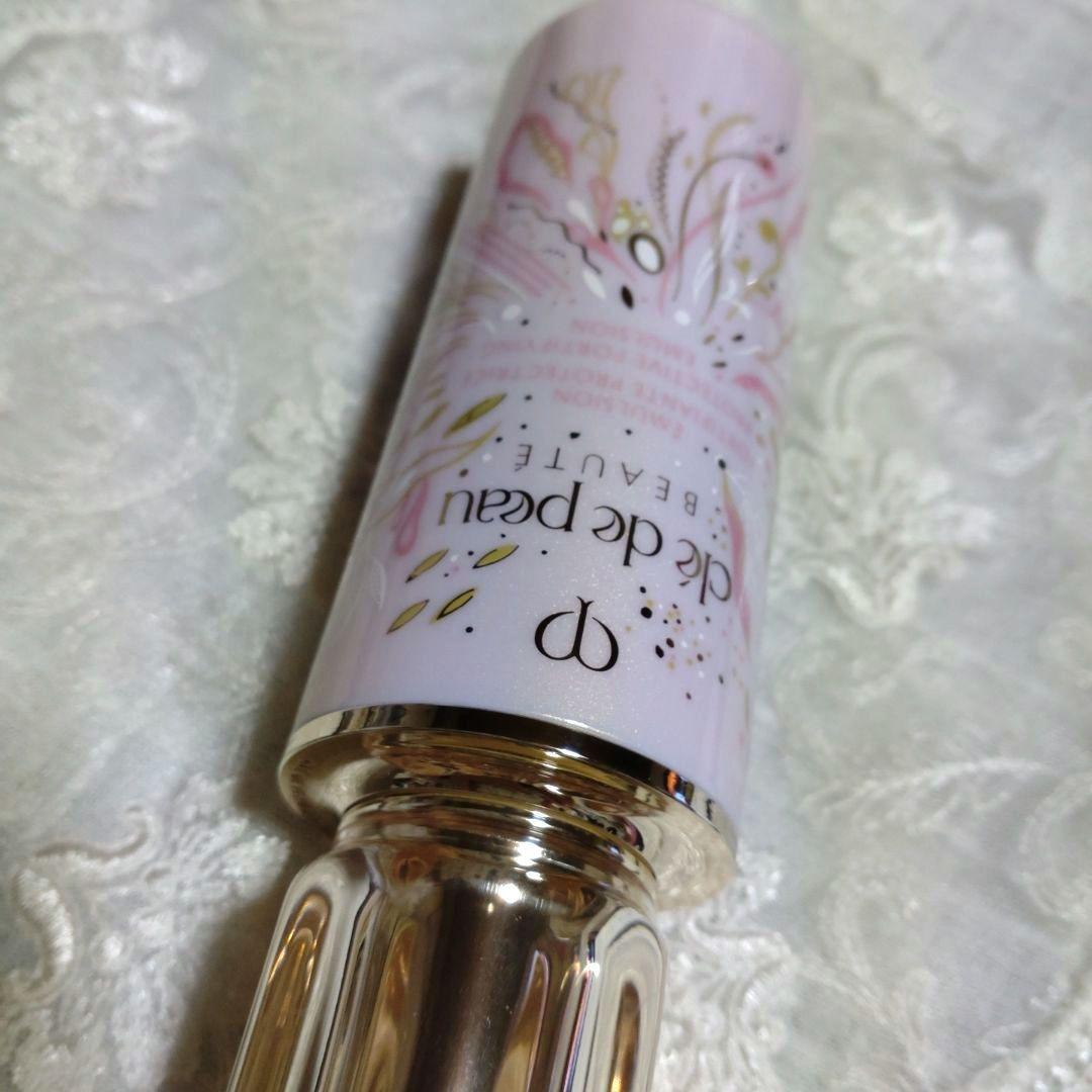 クレドポーボーテ　エマルションプロテクトゥリスn　乳液日中用　デザイン限定品