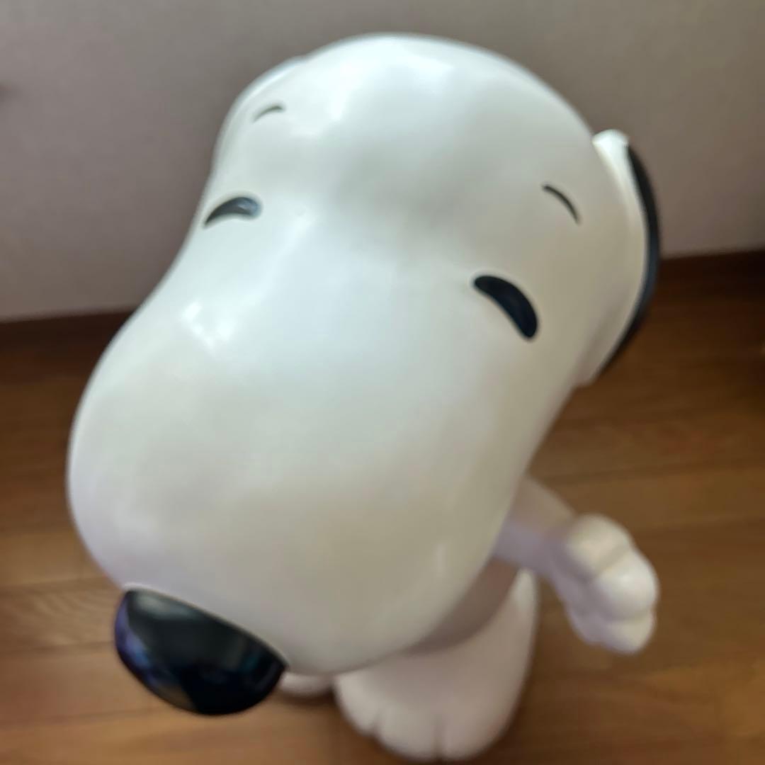 スヌーピー　等身大フィギュア