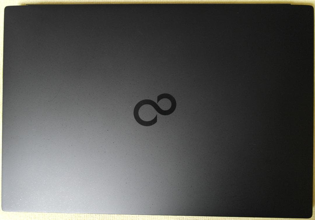 [マロンちゃん] 美品/LIFEBOOK/i5-1345U/8GB/