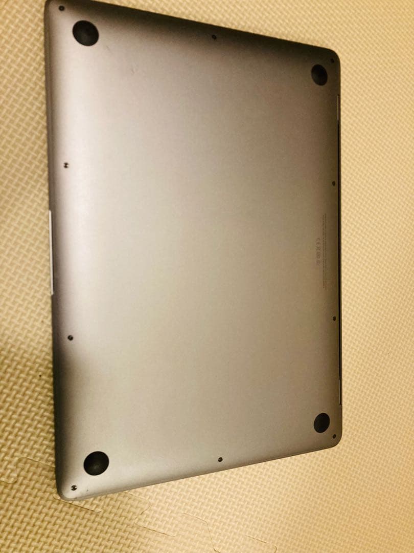 MacBook Air M1 シルバー 256GB