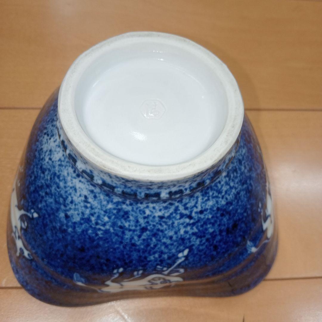 日吉窯 平安京泉 染付干支（丑） 牛デザイン 陶器ボウル