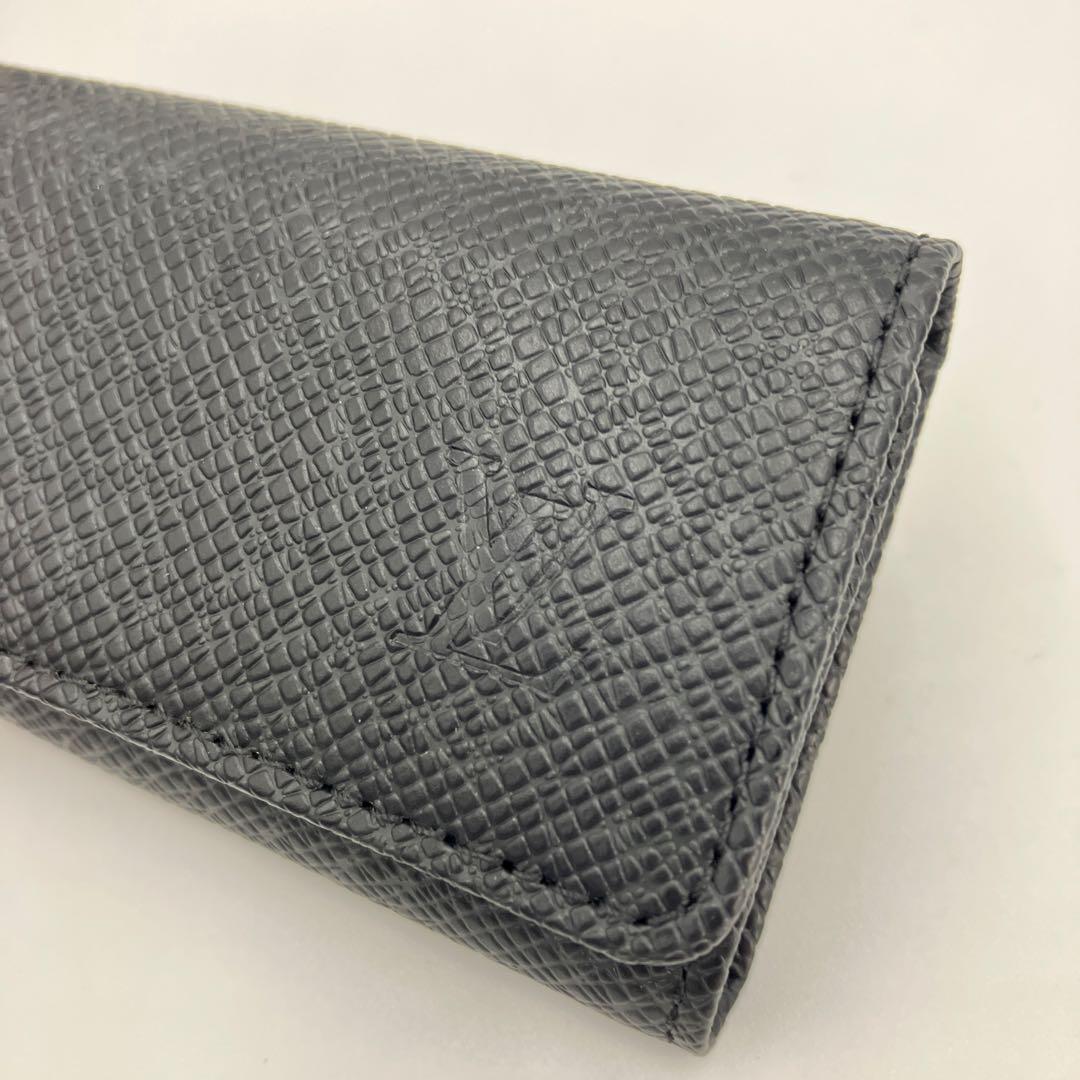 【美品】ルイヴィトン 4連キーケース タイガ ミュルティクレ4 ブラック