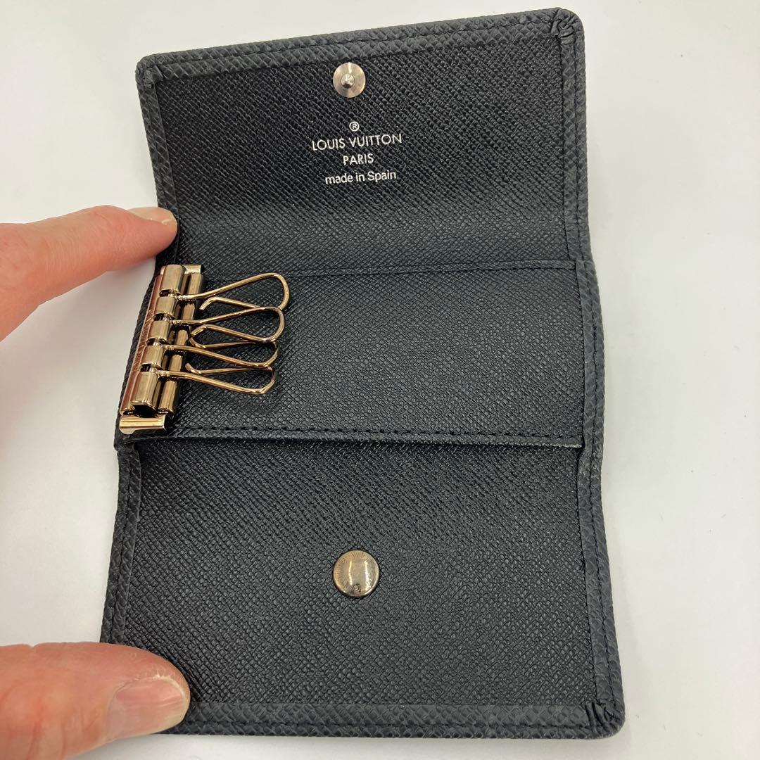 【美品】ルイヴィトン 4連キーケース タイガ ミュルティクレ4 ブラック