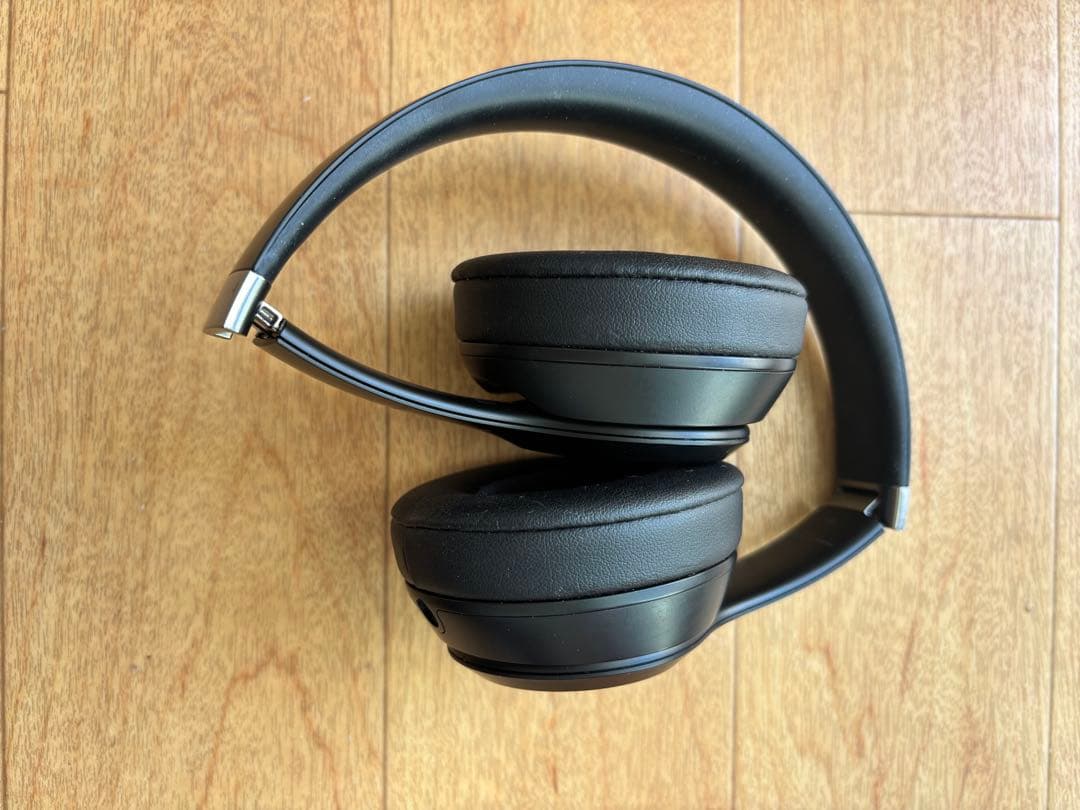 Beats ワイヤレスヘッドホン ブラック