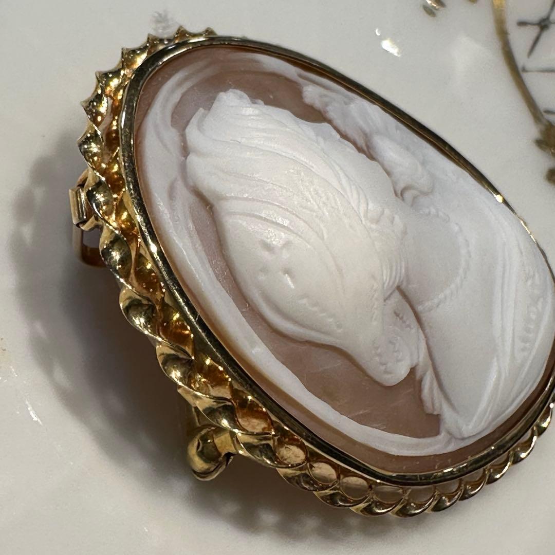 K18 ￼シェルカメオ ブローチ、ペンダントトップ兼用