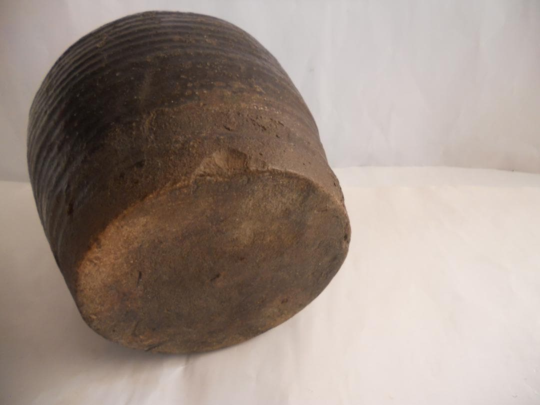 古備前 壺 希少 貴重 お歯黒壷 鉄漿壷 備前焼 壺 です。