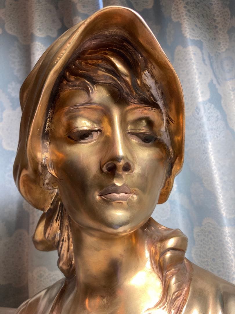 A.GORI　 真鍮製　女性胸像