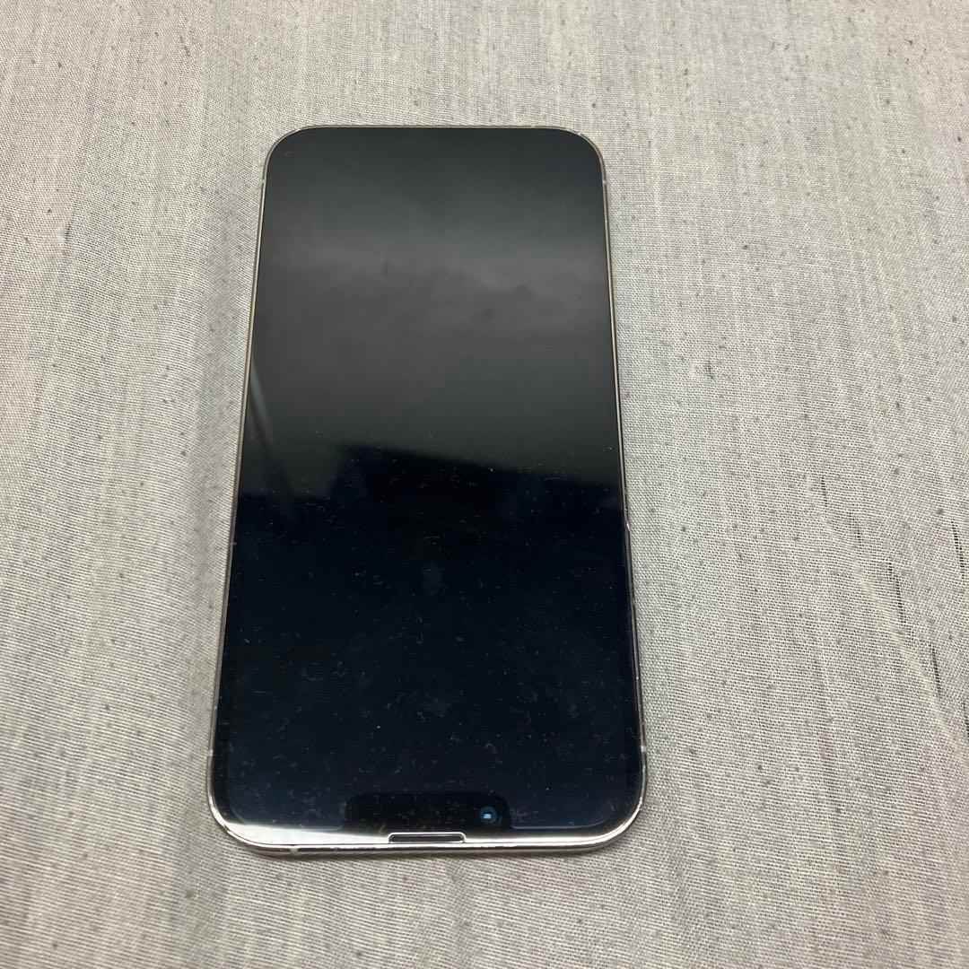 Apple iPhone 13 Pro シルバー 本体　SIMフリー