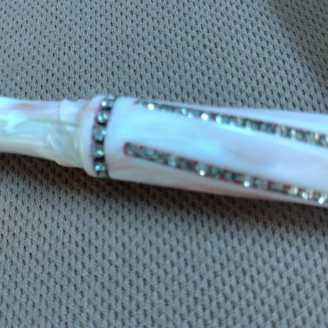 Visconti 万年筆 ディヴィーナロイヤル　ローズパールF