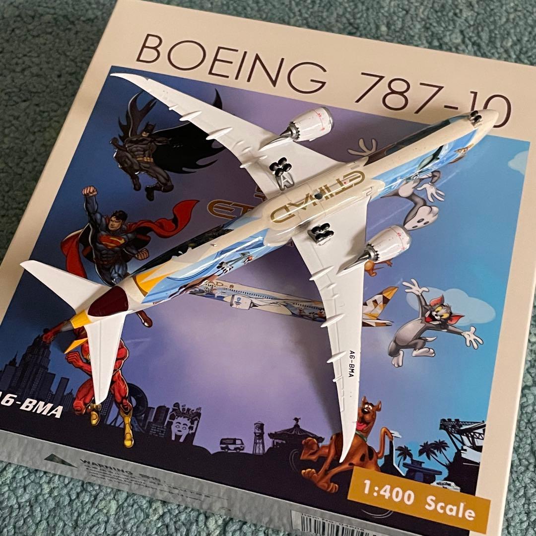 ETIHAD AIRWAYS エティハド 787-10 ワーナー・ブラザース