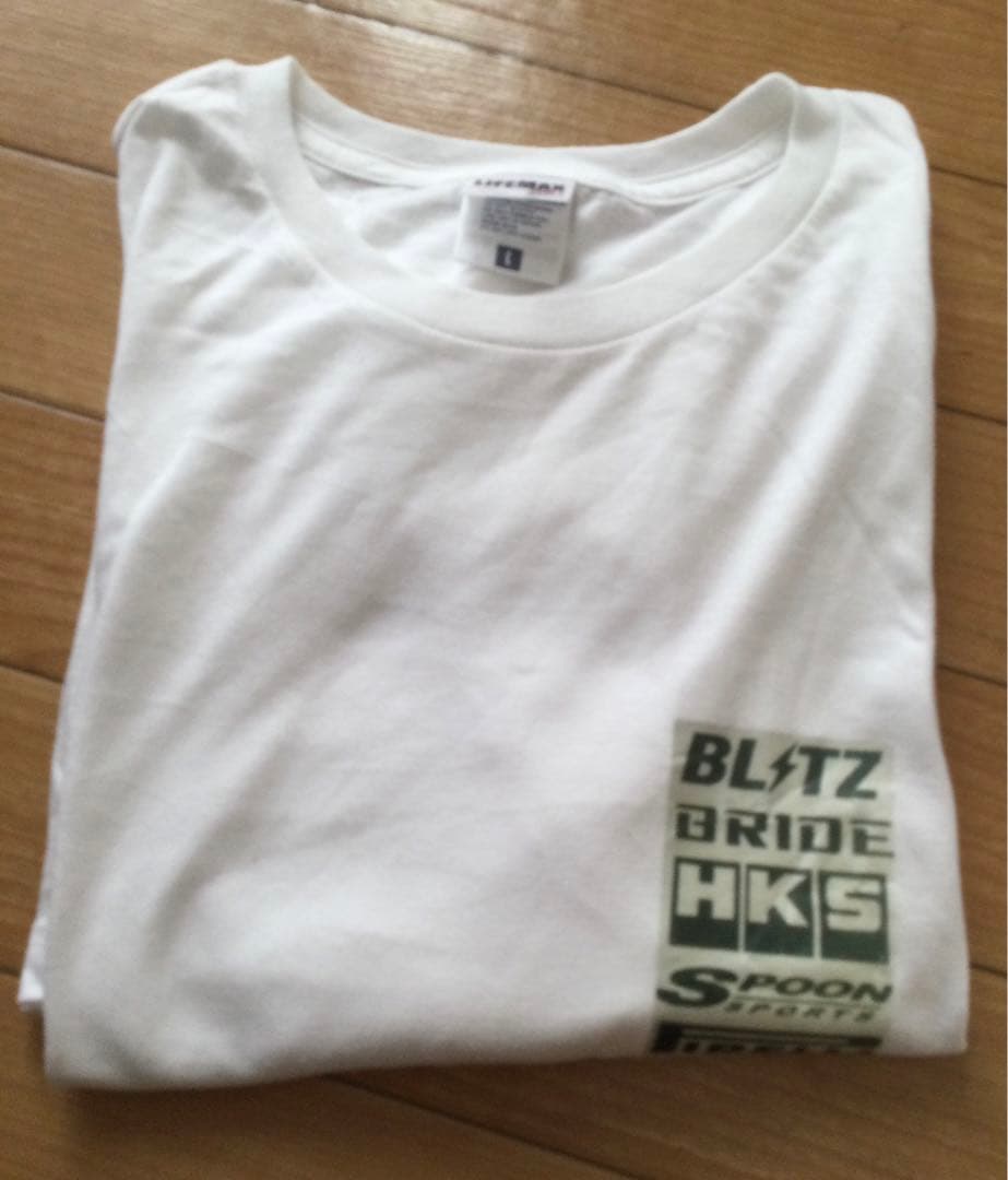 オートアート1/18 スカイラインGTーR シルバー　シャツおまけ付き