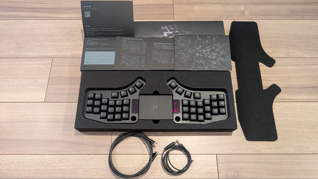 MOTHWING エルゴノミクスキーボード 分割キーボード