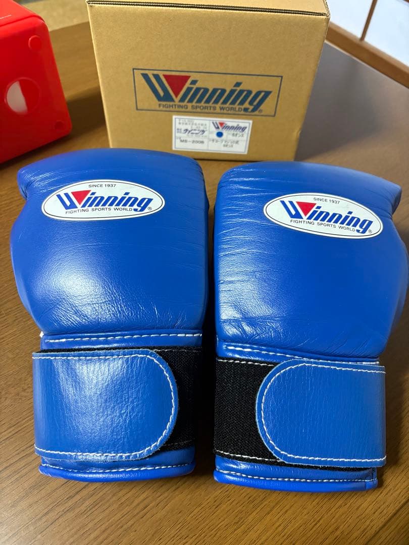 期間限定Winning ボクシンググローブ 8oz 青 マジックテープ
