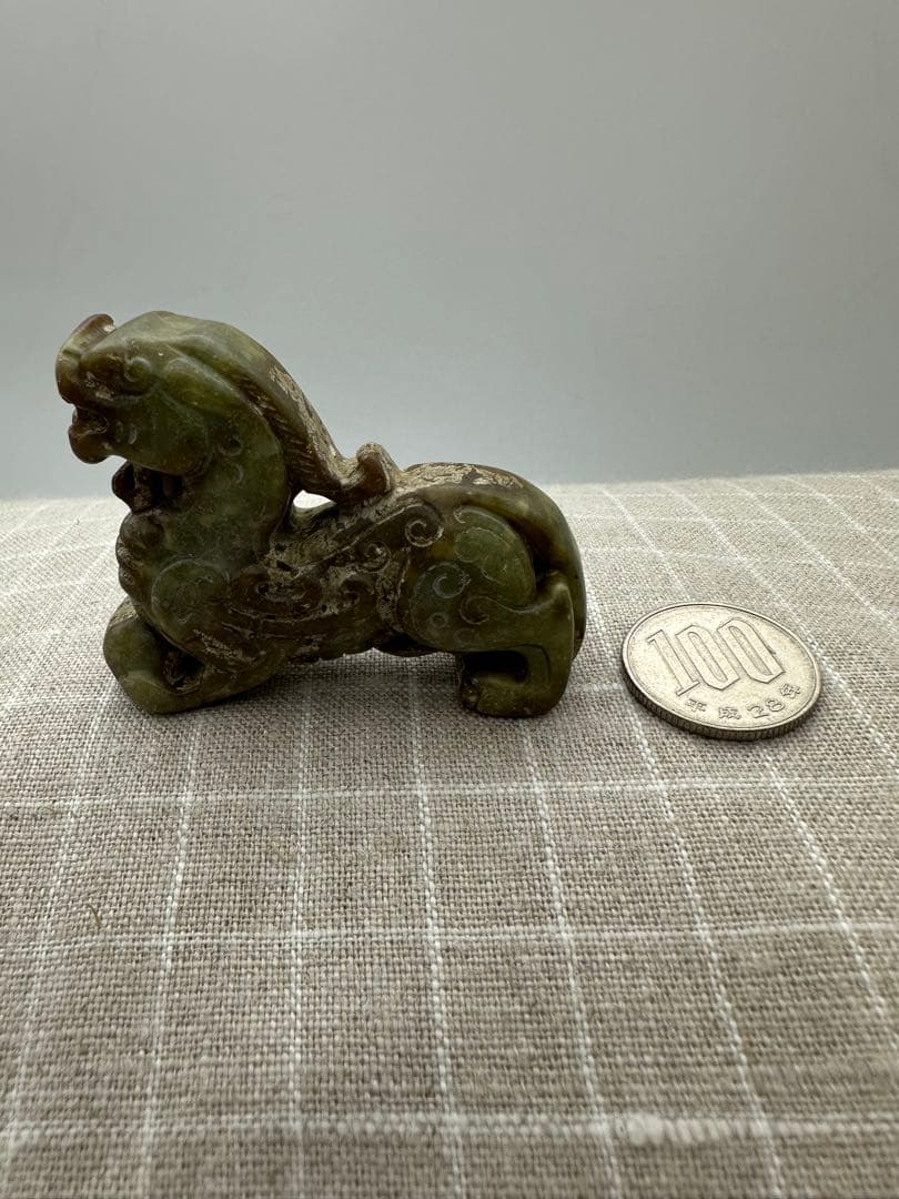 【中国古美術】紅山文化 古墳の物 旧蔵 置物 古玉 （麒麟）收藏品