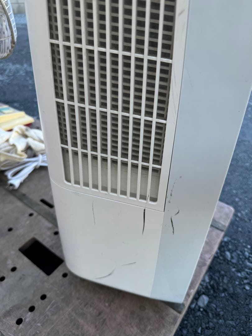 CM-N100-W SHARP 除湿機 ホワイト 2021年式