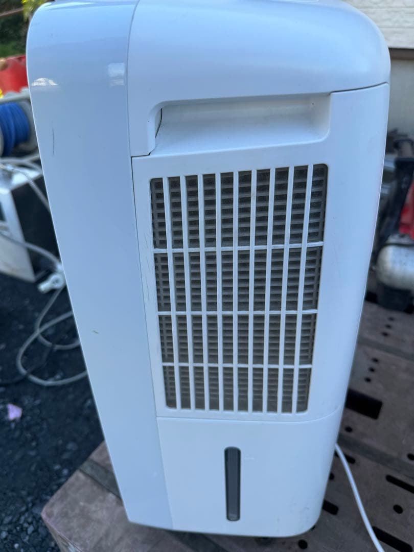 CM-N100-W SHARP 除湿機 ホワイト 2021年式