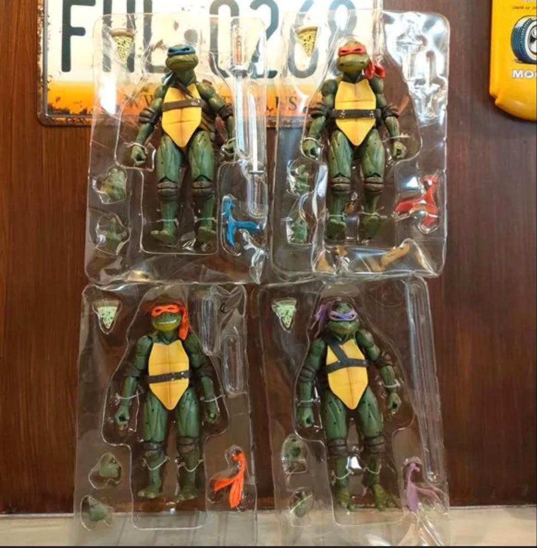 TMNT ミュータントニンジャタートルズ4体セット 1990ムービー NECA