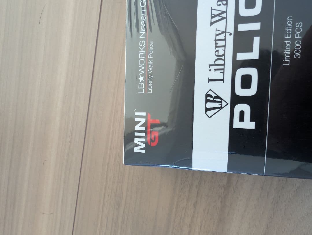 ミニカー MINI GT Liberty Walk Police Nissan GT-R