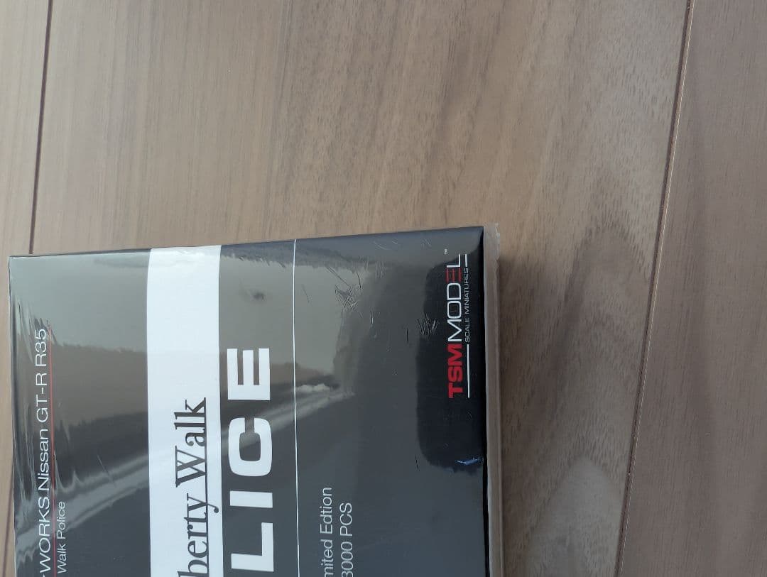 ミニカー MINI GT Liberty Walk Police Nissan GT-R