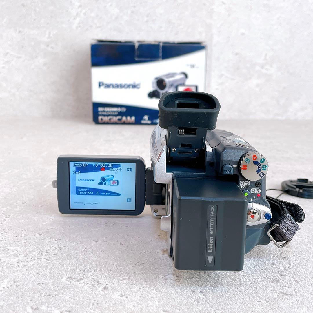 美品 パナソニック NV-GS200 デジタルビデオカメラ シルバー