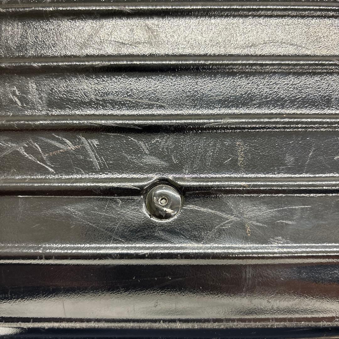 RIMOWA ビジネストロリー　【ボレロ】　キャリーカート　リベット周り割れあり