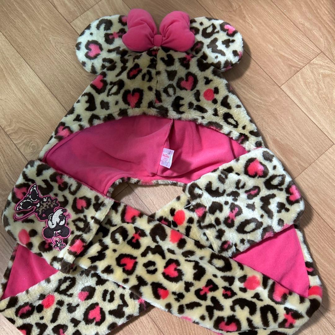 ディズニー　ミニーマフラーキャップ　ヒョウ柄