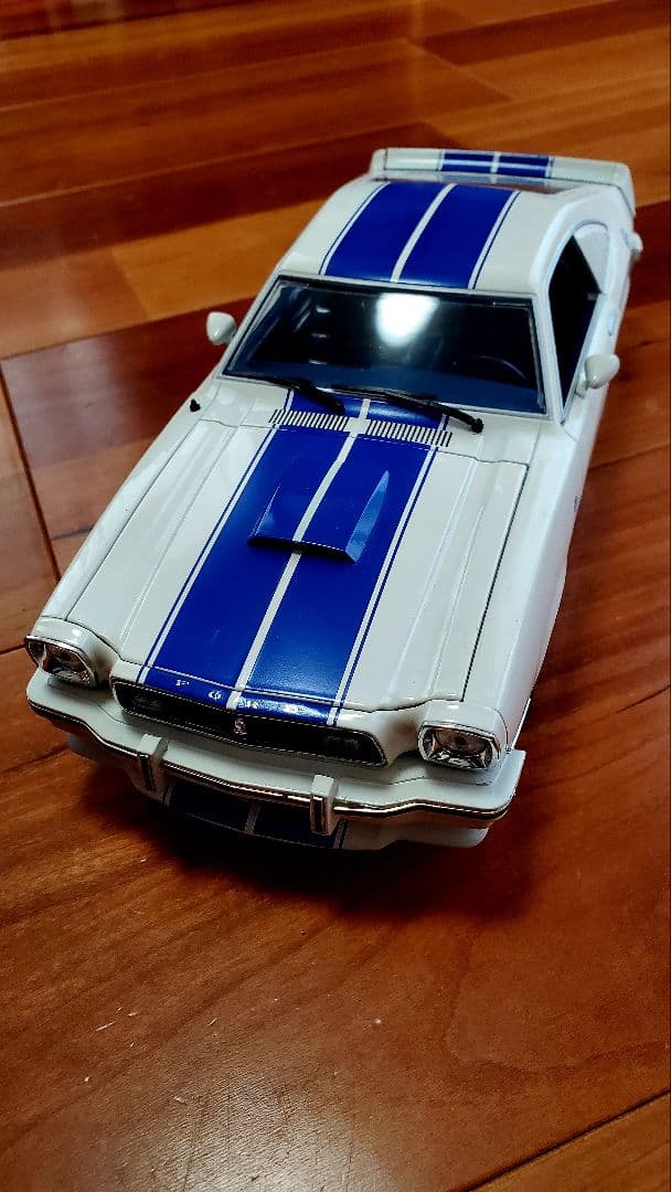 1975 Ford Mustang II Cobra II ミニカー
