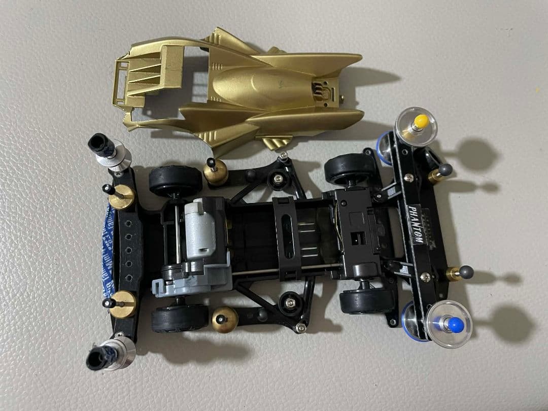 ミニ四駆 ゴールドボディ モーター付き