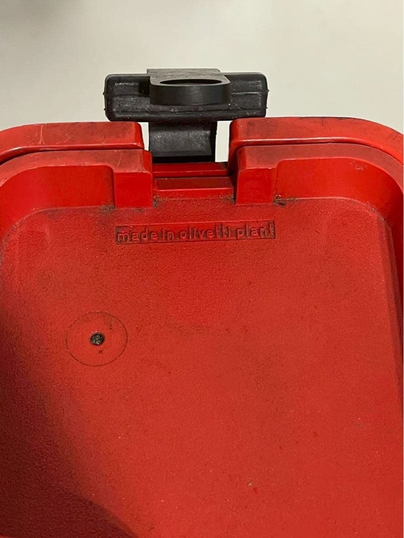 【希少名作】Olivetti Valentine オリベッティ バレンタイン 赤