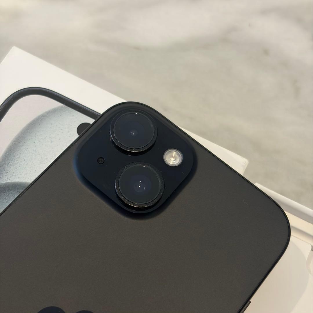 【早い者勝ち】iPhone 15 ブラック 128GB本体 SIMフリー