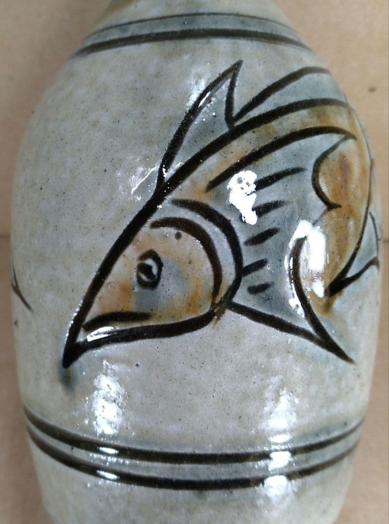 【本物保証】金城次郎 壷屋焼 徳利(魚紋) 共箱 栞 人間国宝 壺屋焼 美品