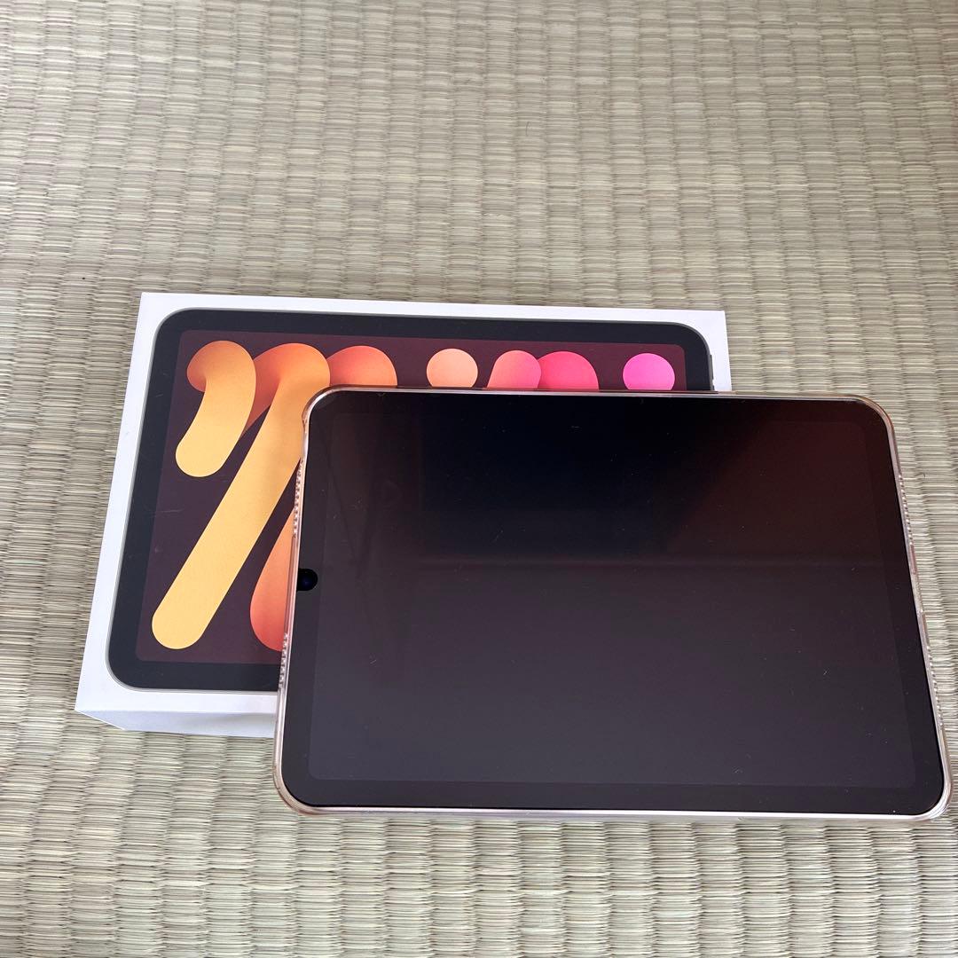 iPad mini スターライト 本体　第7世代　第七世代　Apple