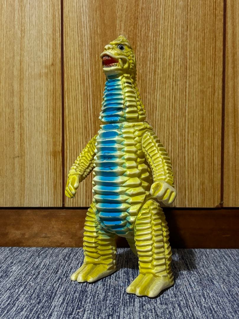 マルサン レッドキング ソフビ 破損品 当時物